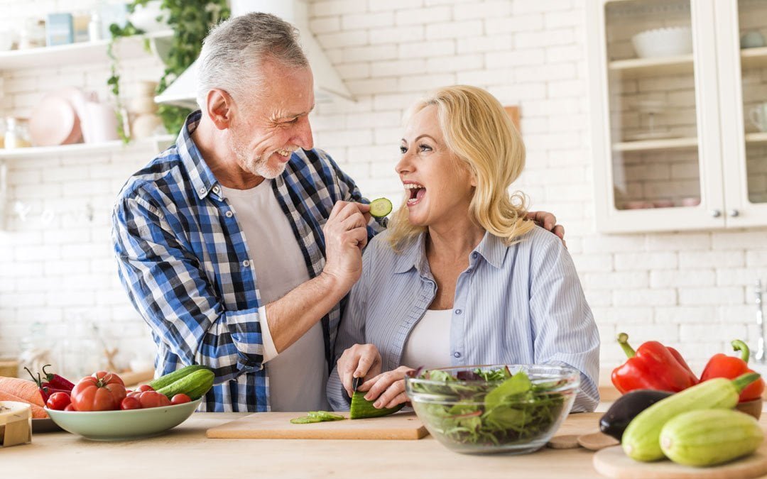 Comer para envejecer bien: el papel de la nutrición en el proceso de envejecimiento